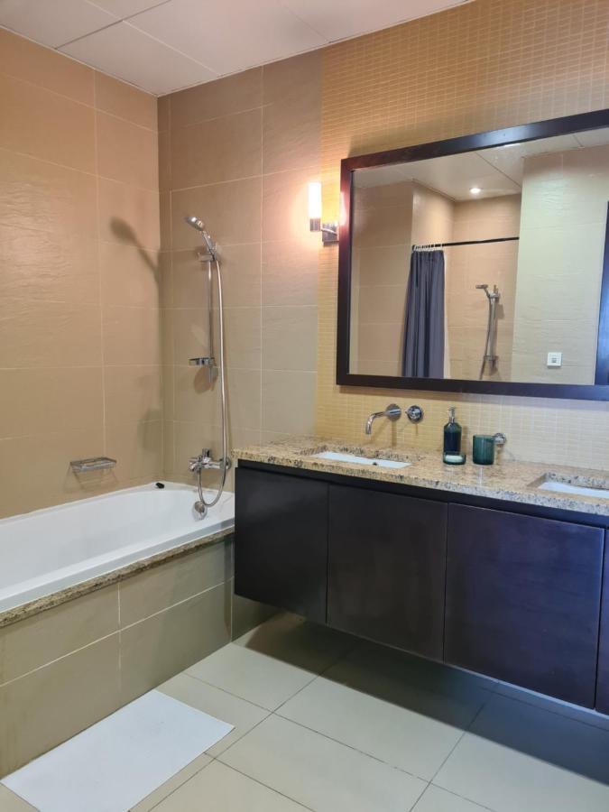 Palm Jumeirah 1br Luxurious & Gorgeous View Apartment *